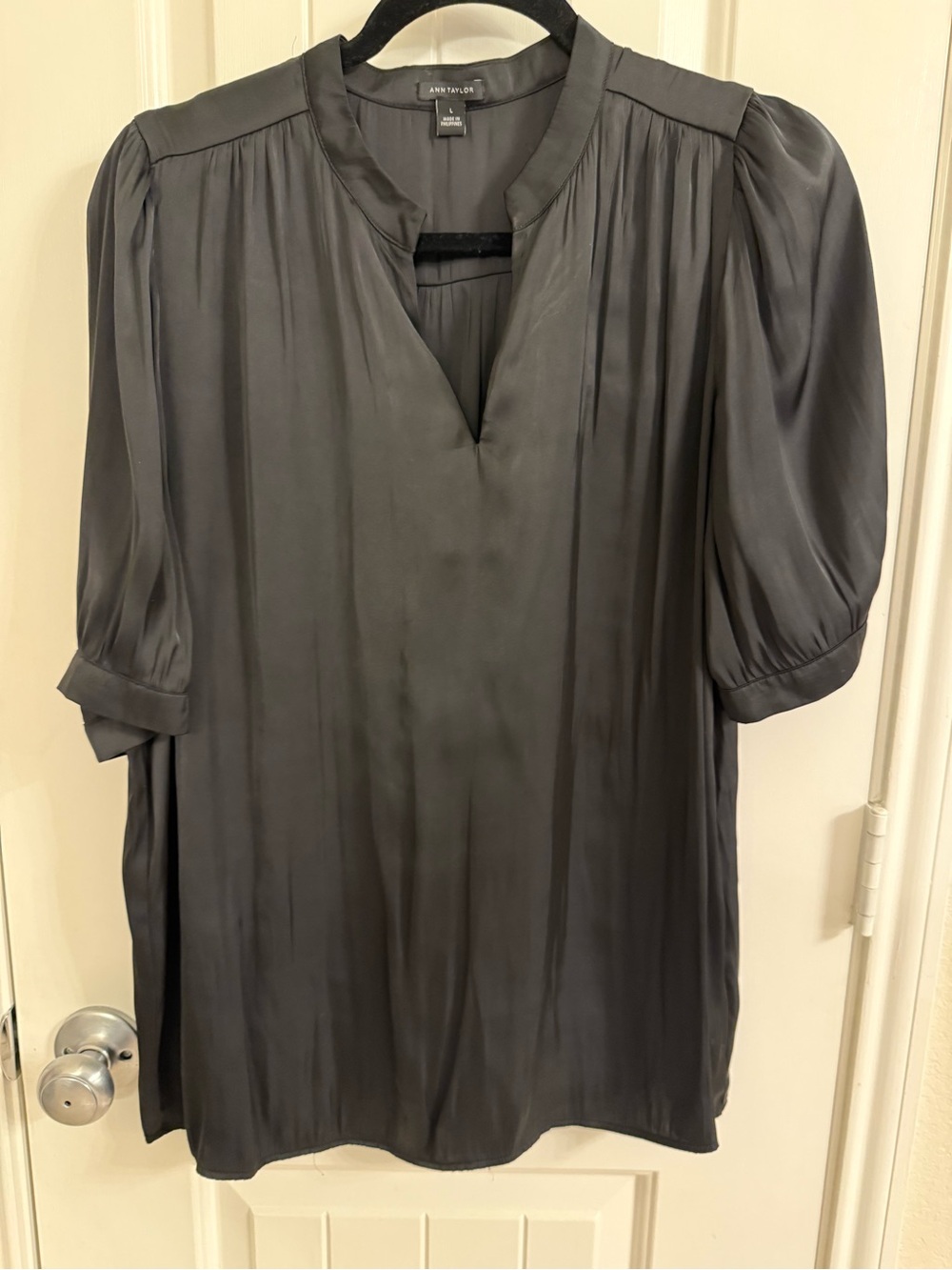 Ann Taylor Black Satin Split-Neck Puff Sleeve Tunic